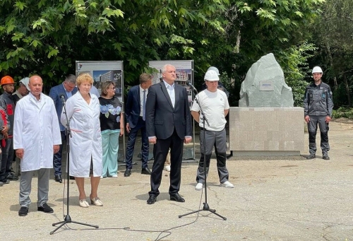 Строители из Татарстана начали возводить детский медцентр мирового уровня в Крыму