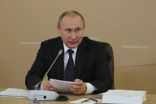 Путин: «Россия не может развиваться в отрыве от всего мира, но так и не будет»