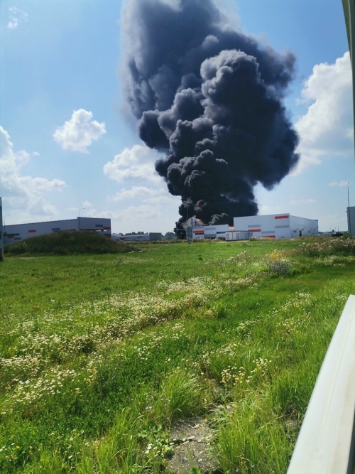 В промзоне Нижнекамска произошел пожар