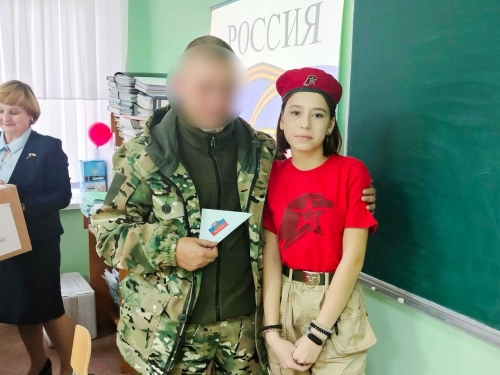Лаишевские бойцы во время отпуска рассказали школьникам о службе в зоне СВО