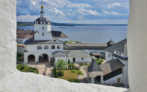 Школьная гора и остров Свияжск возглавили «счастливую семерку» путешествий в Татарстане