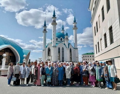 Родители участников спецоперации из Зеленодольского района посетили театр Тинчурина