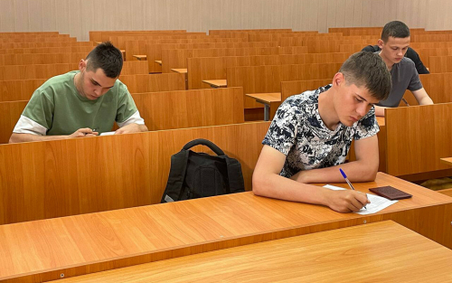 «Иду к мечте»: в Казани абитуриенты сдают экзамены для поступления в вузы Минобороны РФ