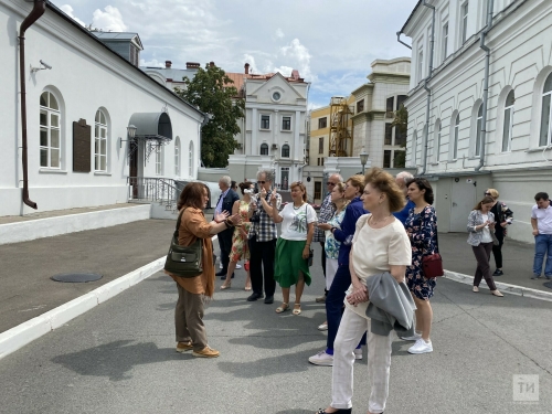 Образование сквозь века: в Казани представили новый автобусный туристический маршрут