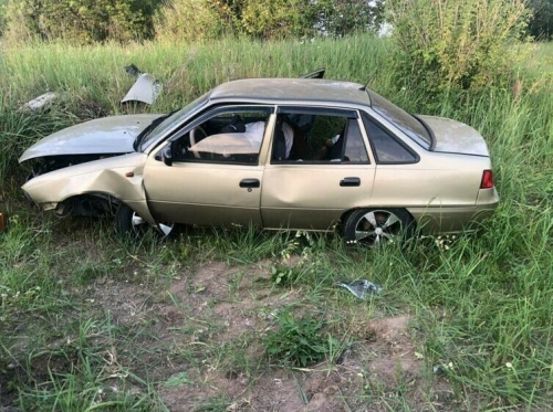 В Татарстане пассажир и годовалый ребенок получили травмы в вылетевшей с трассы иномарке