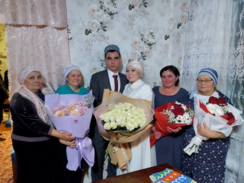 Боец СВО из Актанышского района в отпуске сыграл свадьбу с возлюбленной