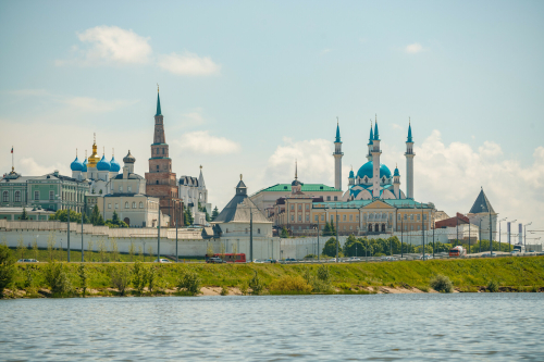 Гости из 17 стран: в Казань начали приезжать участники форума торгово-промышленных палат