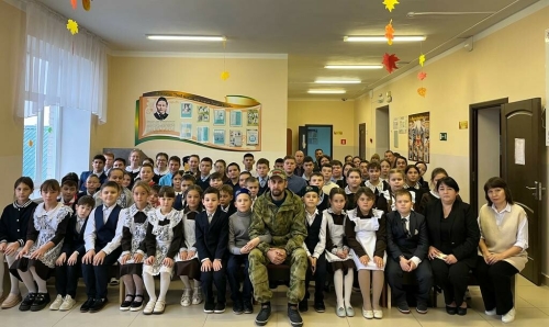 Участник СВО рассказал детям, как можно заслужить медаль «За воинскую доблесть»