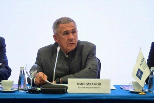 Минниханов принял участие в обсуждении инновационного потенциала регионов