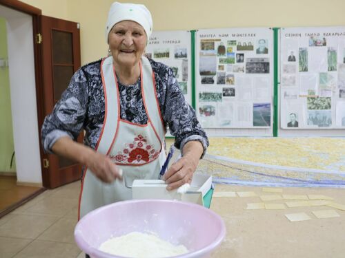 82-летняя сельчанка из Актанышского района отправила внуку лапшу на СВО