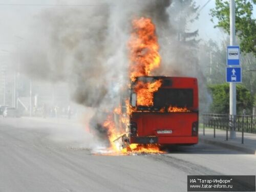 Пожар в автобусе в Казани