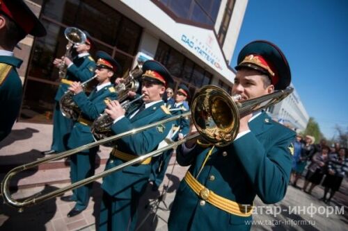 Открытие памятника воинам-связистам в Казани