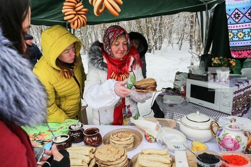 "Широкая масленица" на Лебяжьем озере