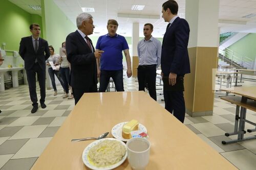 Председатель Госсовета РТ провел первую в этом году встречу с обновленным штабом «Молодой гвардии" 