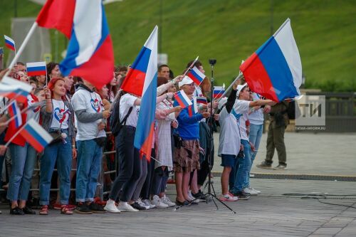 Праздничный концерт на Кремлевской набережной, посвященный Дню России