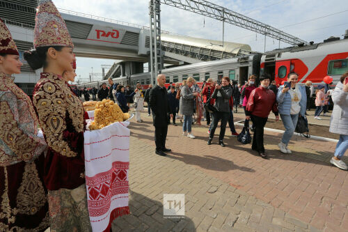 Прибытие первого поезда с туристами. В рамках нового проекта "Яркие выходные в Приволжье"