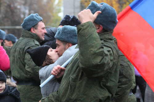 Отправка 1232-го мотострелкового полка мобилизованных из танкового училища