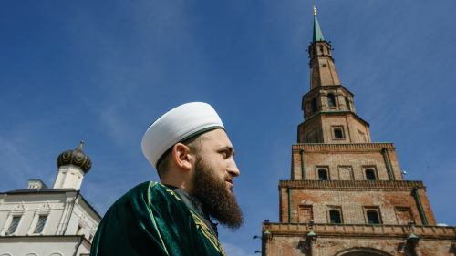 Аксакалы Татарстана почтили память воинов, погибших в сражении за Казань