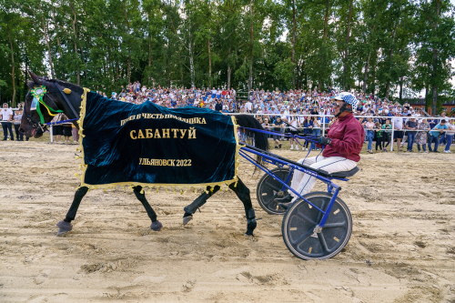 Конные бега в рамках федерального Сабантуя прошли на ульяновском ипподроме