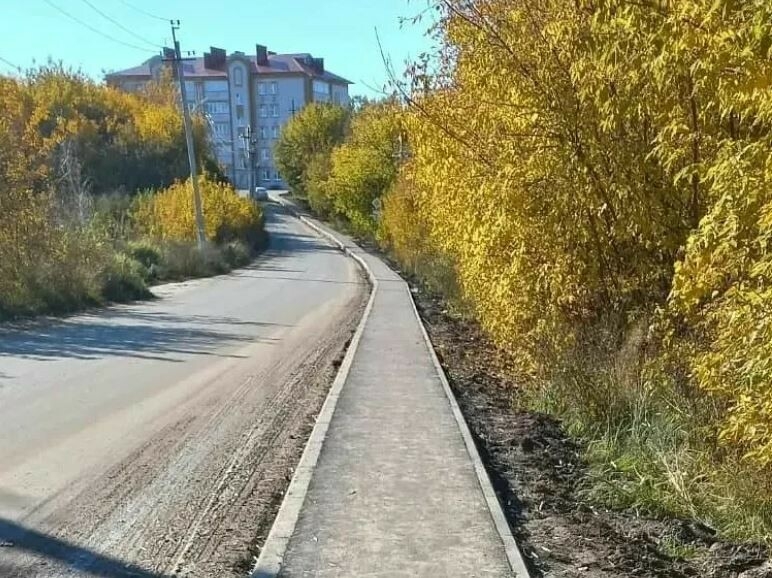 В зеленодольском поселке Васильево построили новый тротуар по программе самообложения