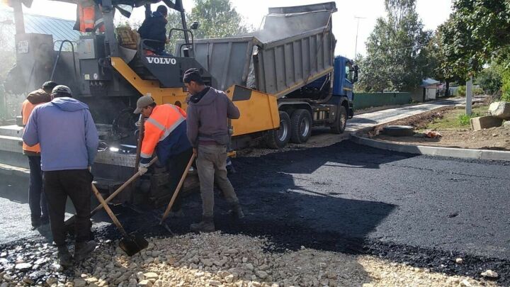 В Пестречинском районе дорожные работы по проекту «Наш двор» выполнены на 70%