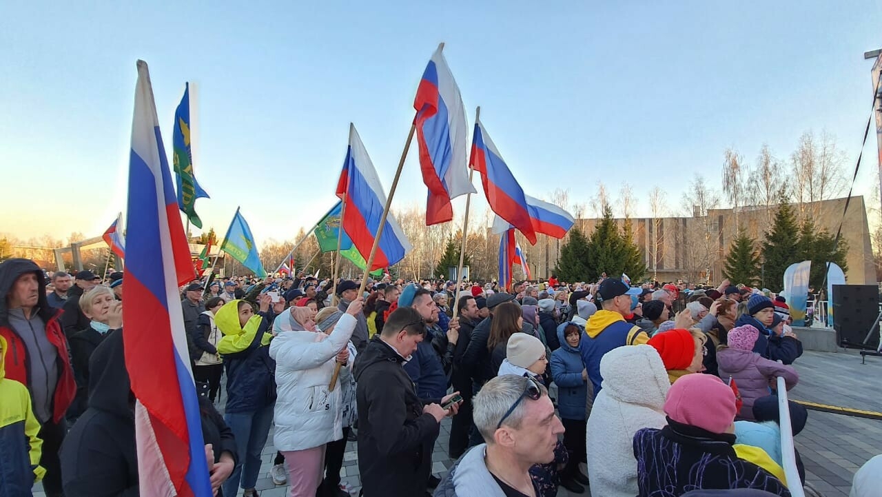 В Нижнекамске начался музыкально-патриотический концерт «Za Россию»