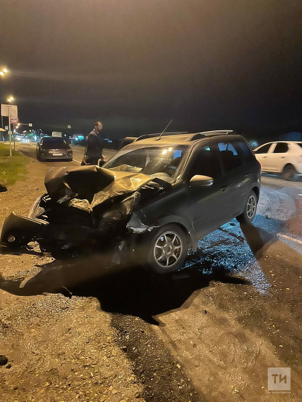 Пять человек пострадали в массовом ДТП на трассе Казань — Оренбург