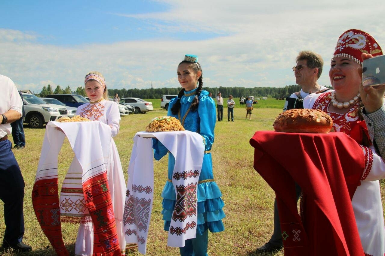 Менделеевский район РТ провел Сабантуй в Удмуртии