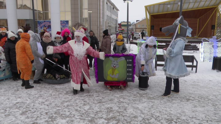 В Нурлате состоялся районный фестиваль креативных санок «СаниFest»