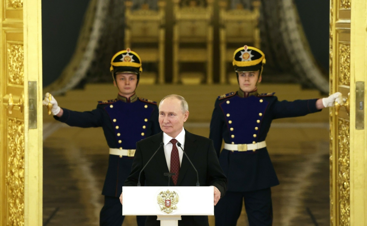 От Путина и Си до куклы Барби: почему в TIME не нашли достойных номинантов от Запада