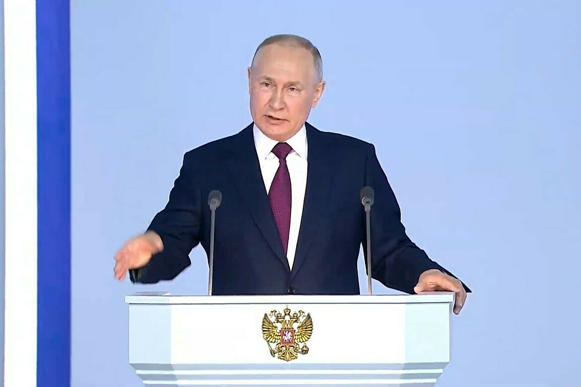 Путин: Шаг за шагом, аккуратно и последовательно будем решать стоящие перед нами задачи