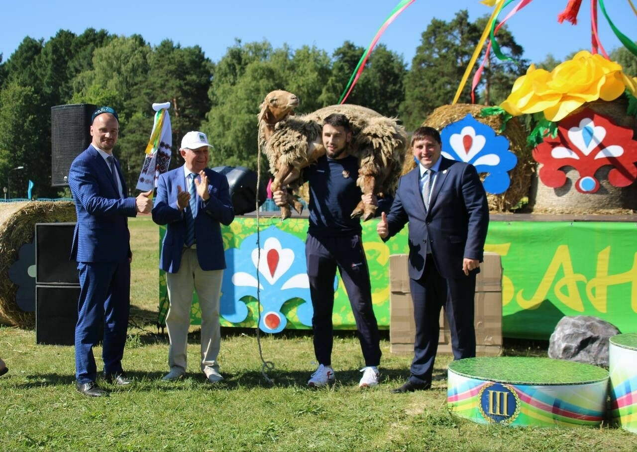 Менделеевский район провел Сабантуй в Удмуртии