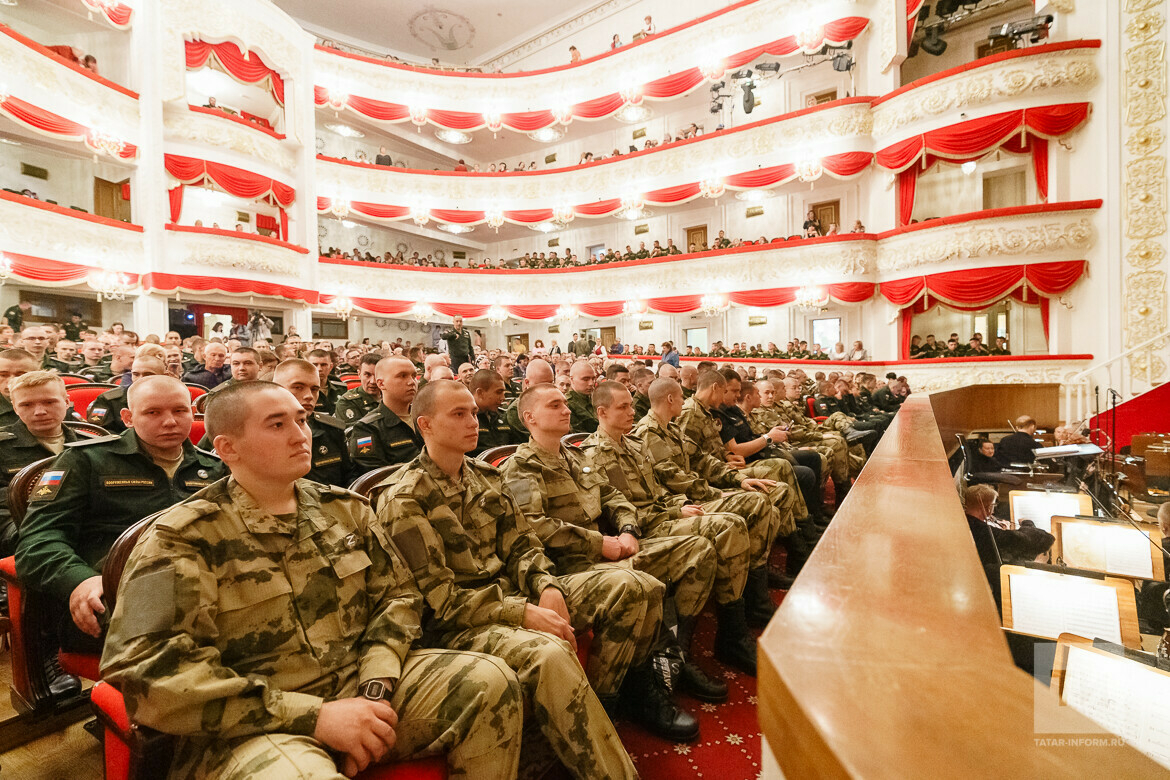 «Надо помнить историю своей страны»: призывникам Татарстана показали оперу «Джалиль»