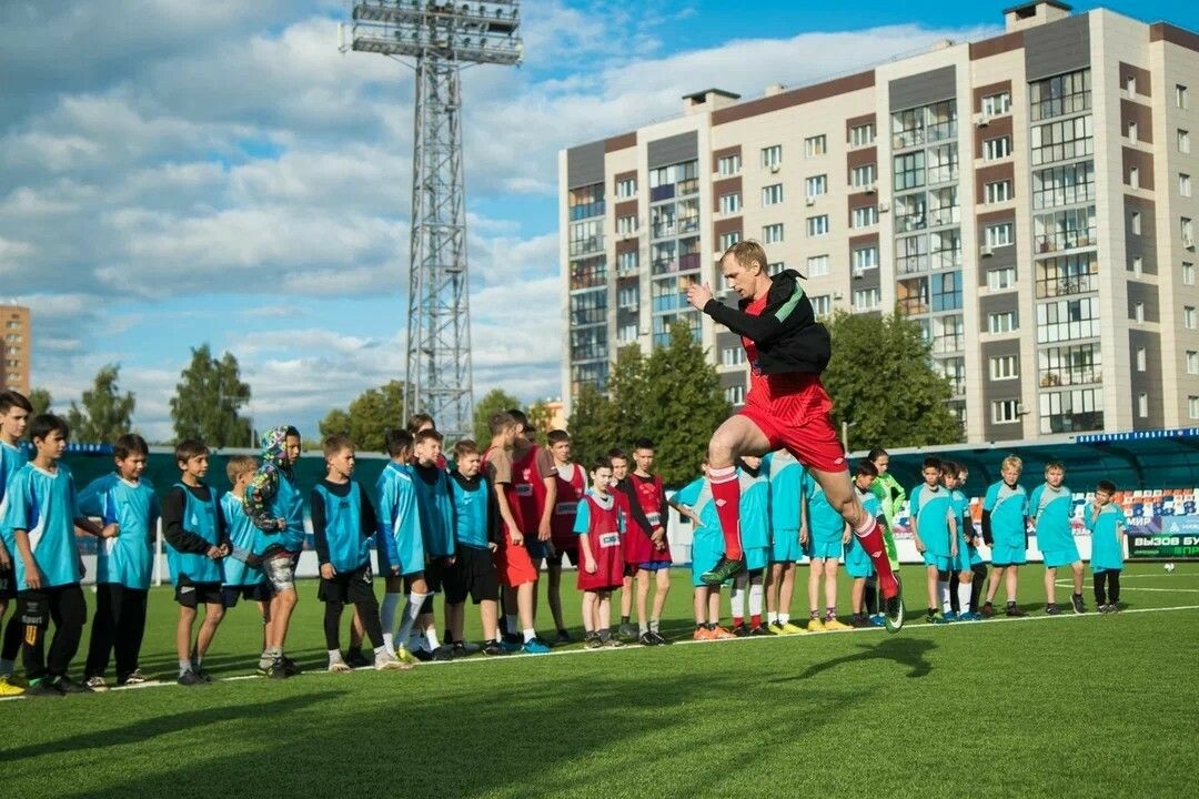 В Нижнекамске при поддержке СИБУРа прошел футбольно-концертный праздник