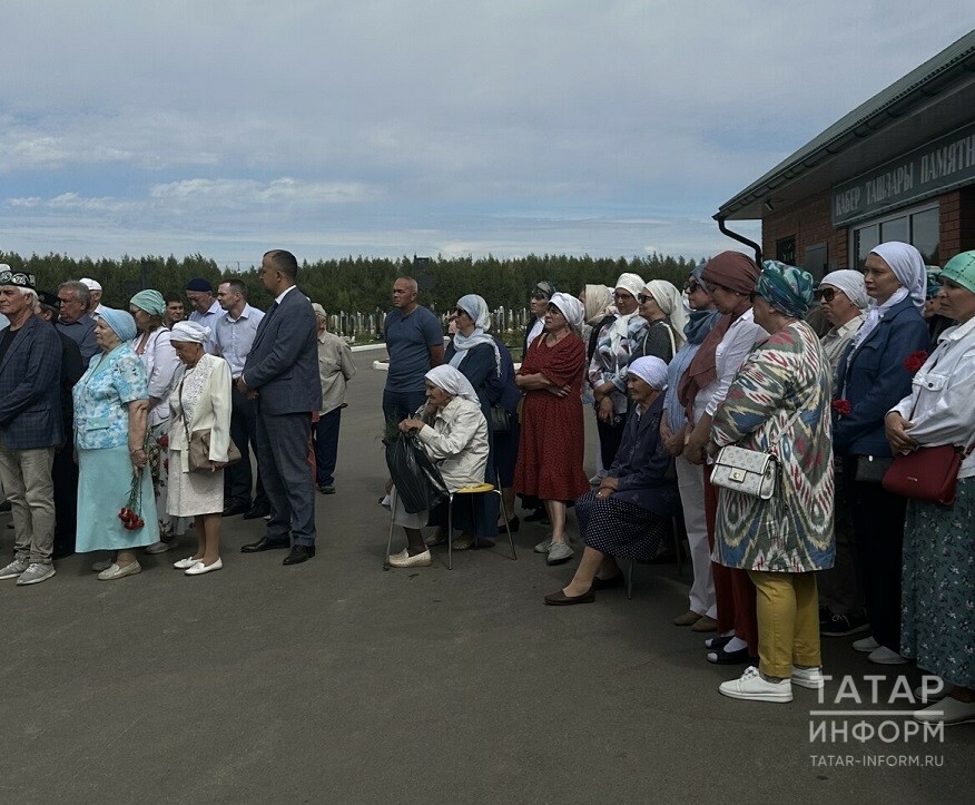 Татарская общественность простилась с Мирфатыхом Закиевым