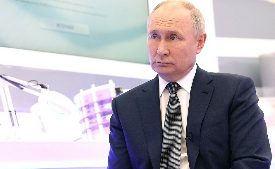 Путин объяснил, с чем связан ажиотаж вокруг его интервью Карлсону