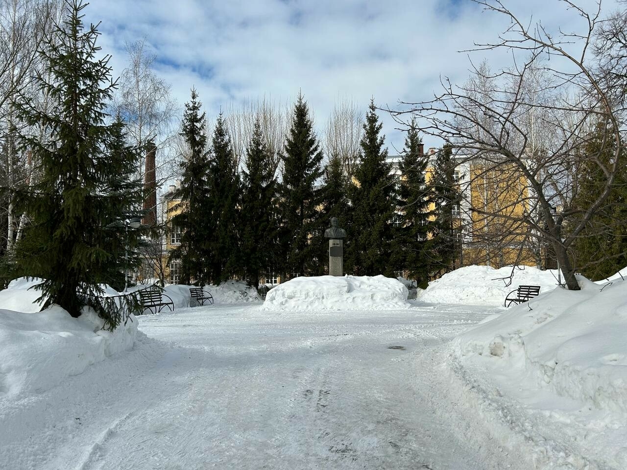 В Казани благоустроят сквер Котельникова в центре города