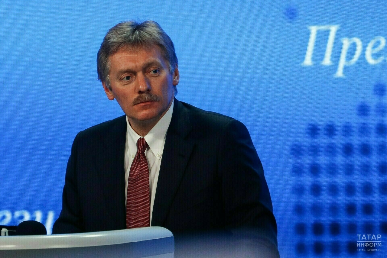 Песков объяснил решение назначить министром обороны гражданского чиновника
