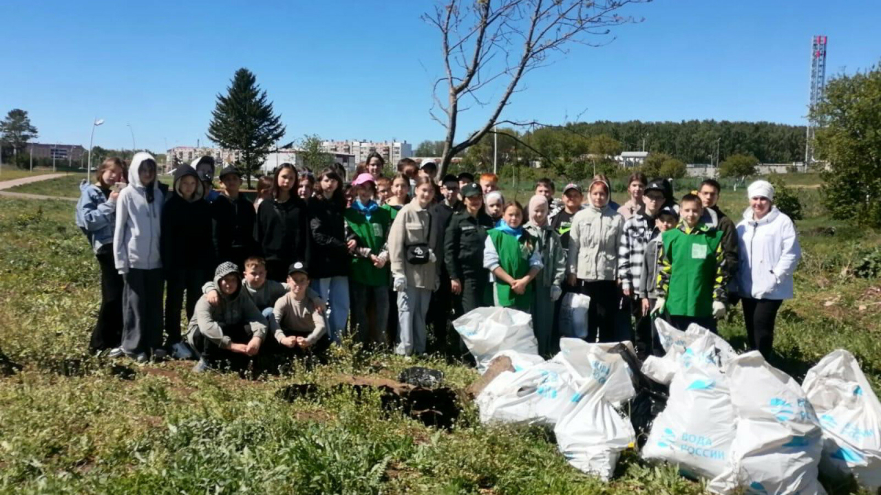 За два субботника в Татарстане экоактивисты собрали более 300 мешков мусора