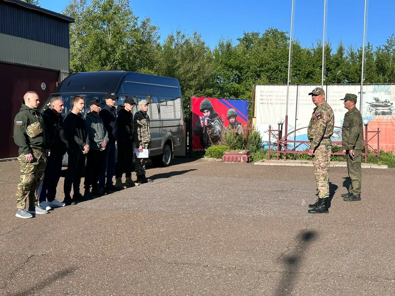 Разведчики и моряки СВО: службу по контракту выбрали еще 7 нижнекамцев