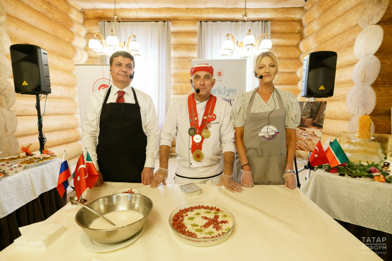 Генконсул Турции в Казани провел мастер-класс по приготовлению национальных блюд