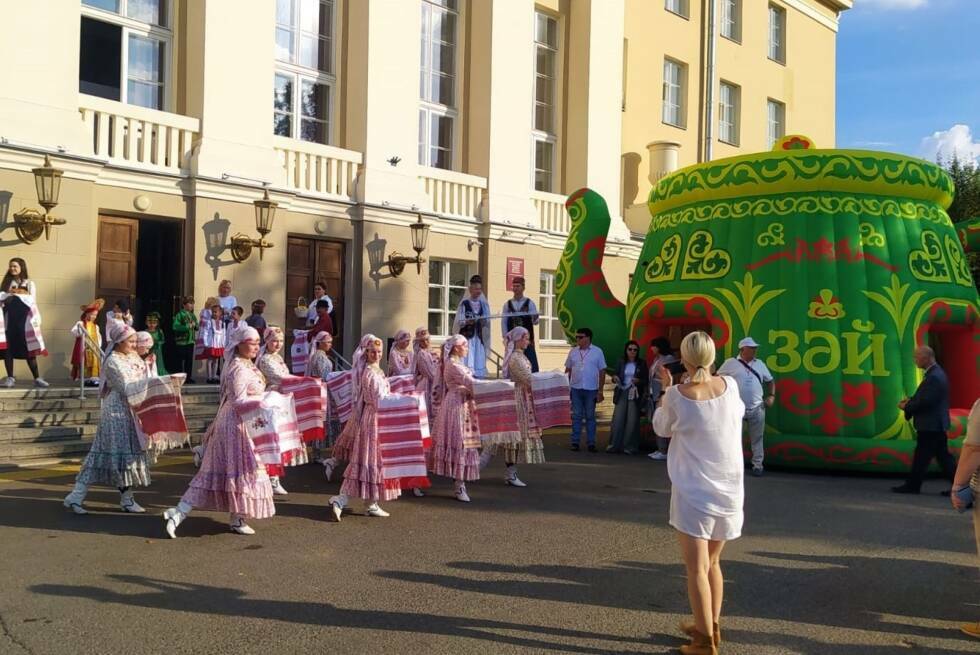 Край литераторов и олимпийских чемпионов: заинцы отметили в Казани День культуры